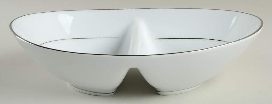 Envoy 10" Oval Vegetable Bowl by Noritake-1