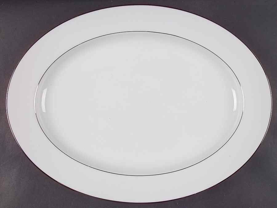 Envoy 16" Oval Serving Platter by Noritake-1