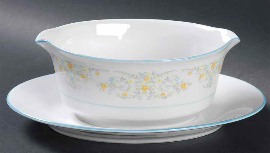 Epic Gravy Boat with Attached Underplate by Noritake-1
