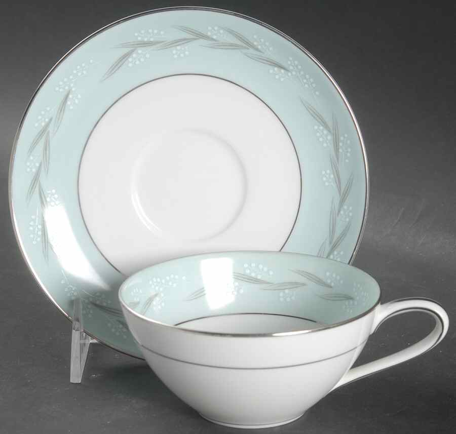 Esmeralda Flat Cup & Saucer Set by Noritake-1