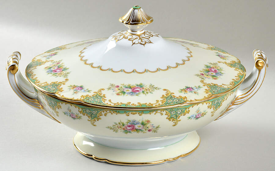 Esmeralda (Older, No #) Round Covered Vegetable by Noritake-1