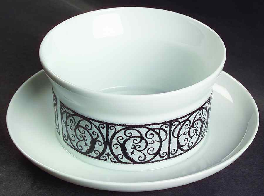 Esperanza Gravy Boat with Attached Underplate by Noritake-1