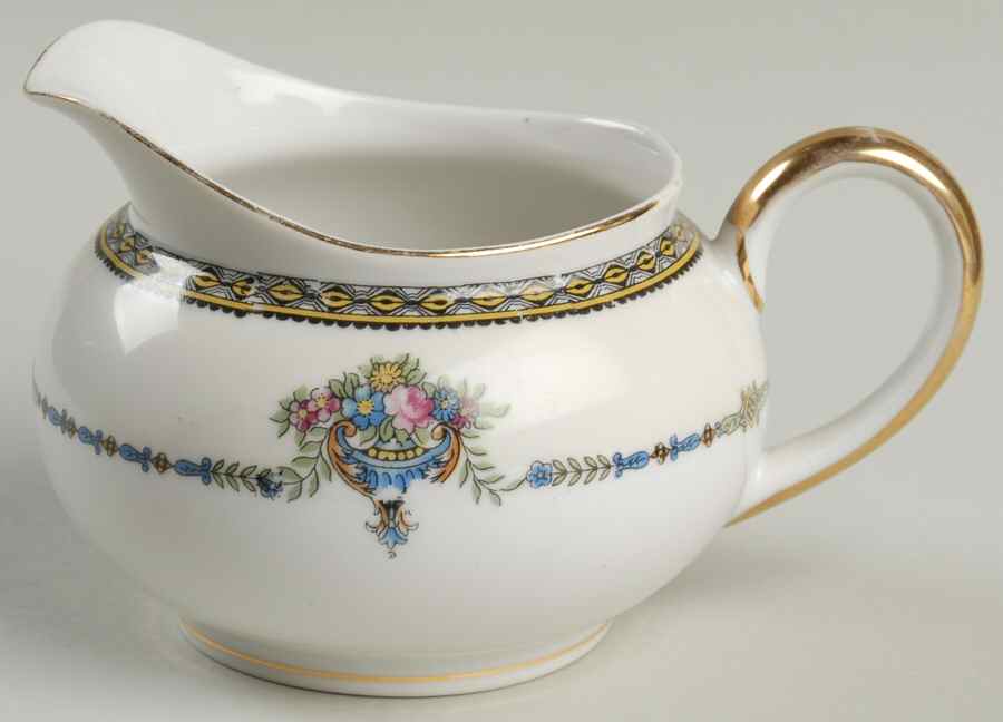 Esplanade Creamer by Noritake-1