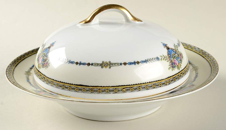 Esplanade Round Covered Butter by Noritake-1