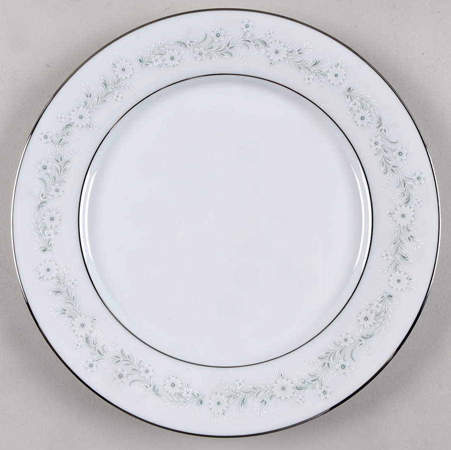 Essex Dinner Plate by Noritake-1