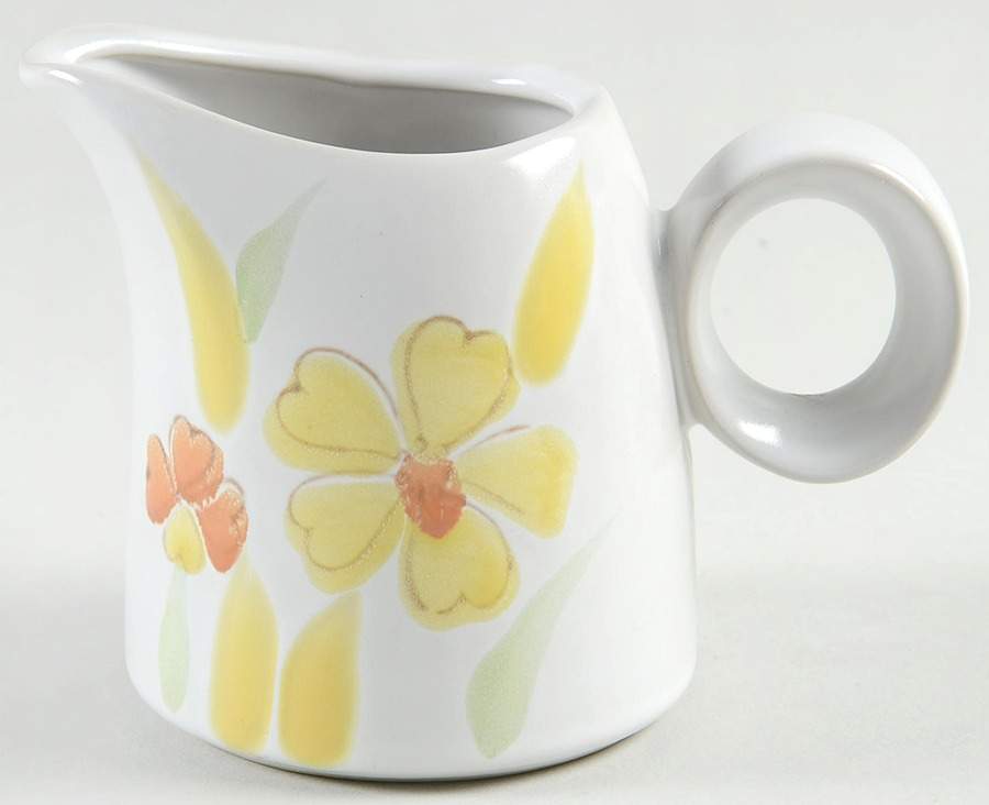 Essay Creamer by Noritake-1