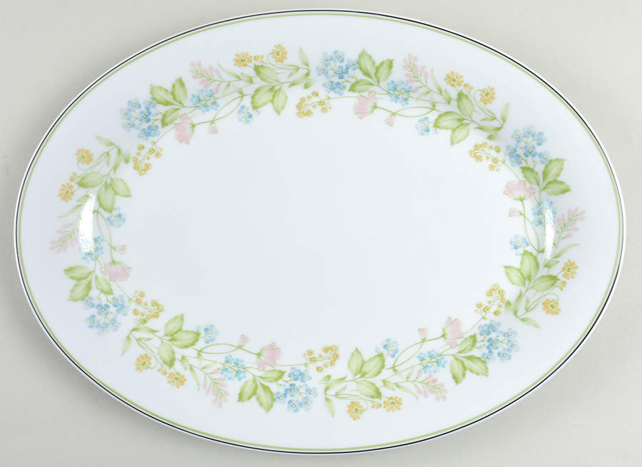 Essence 16" Oval Serving Platter by Noritake-1