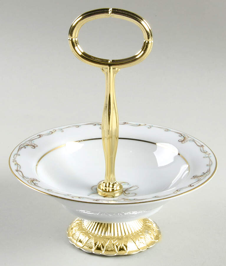 Esteem 6"-7" Handled Footed Nut Dish HC by Noritake-1