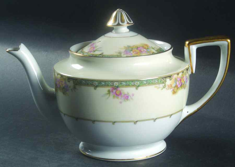 Estelle Teapot & Lid by Noritake-1
