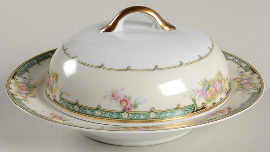 Estelle Round Covered Butter by Noritake-1