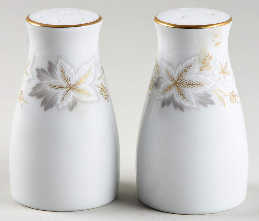 Estrellita Salt & Pepper Set by Noritake-1