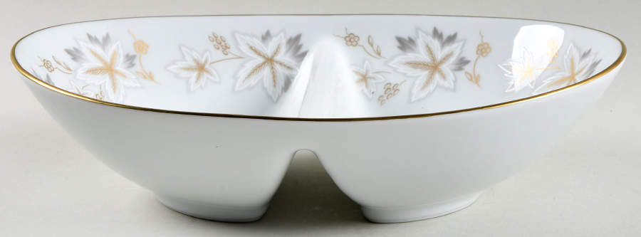 Estrellita Oval Divided Vegetable Bowl by Noritake-1