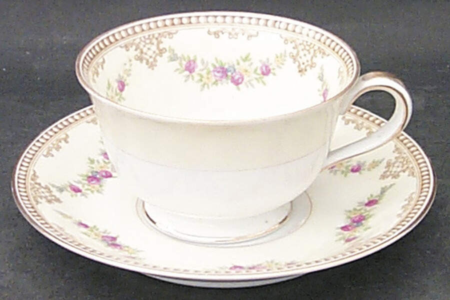 Estrella Footed Cup & Saucer Set by Noritake-1