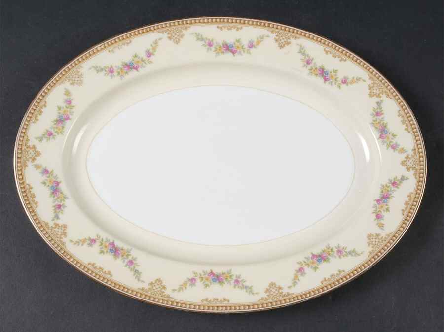 Estrella 11" Oval Serving Platter by Noritake-1