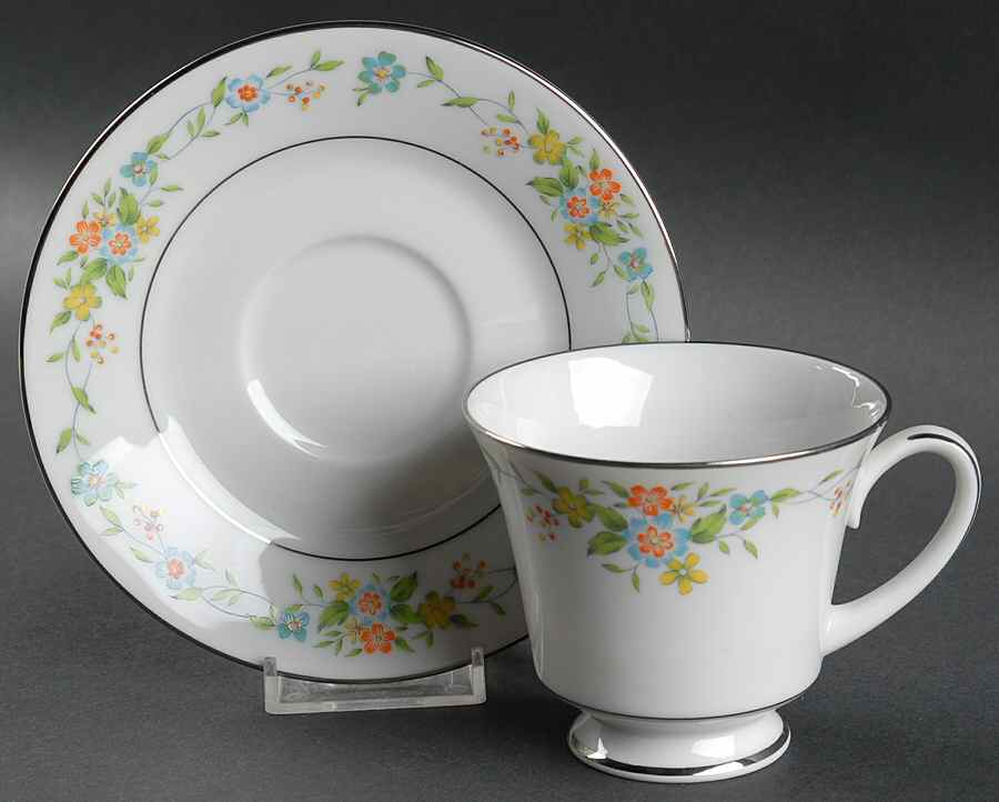 Everett Footed Cup & Saucer Set by Noritake-1
