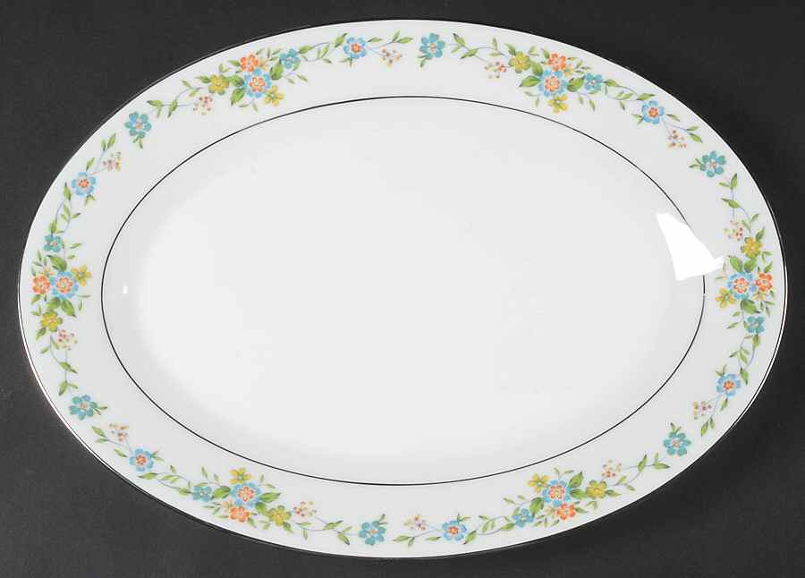 Everett 14" Oval Serving Platter by Noritake-1