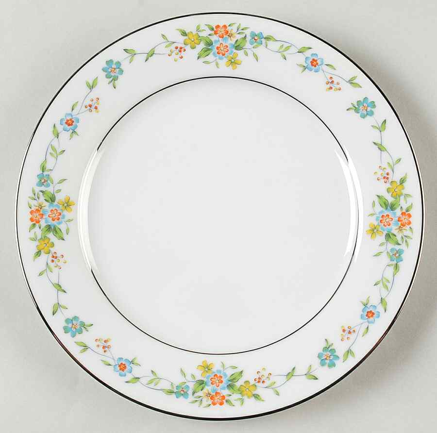 Everett Salad Plate by Noritake-1