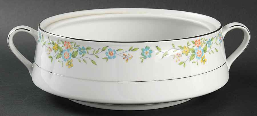 Everett Round Vegetable No Lid by Noritake-1