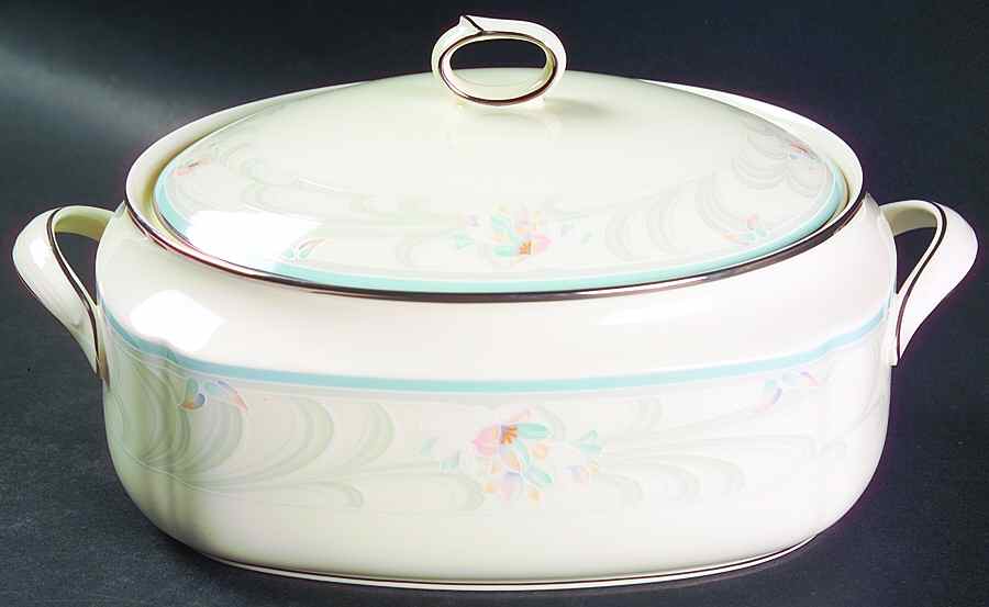 Evermore Oval Covered Vegetable by Noritake-1