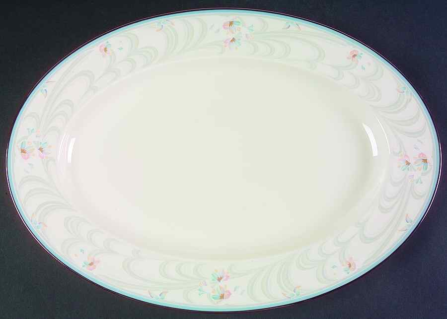 Evermore 16" Oval Serving Platter by Noritake-1