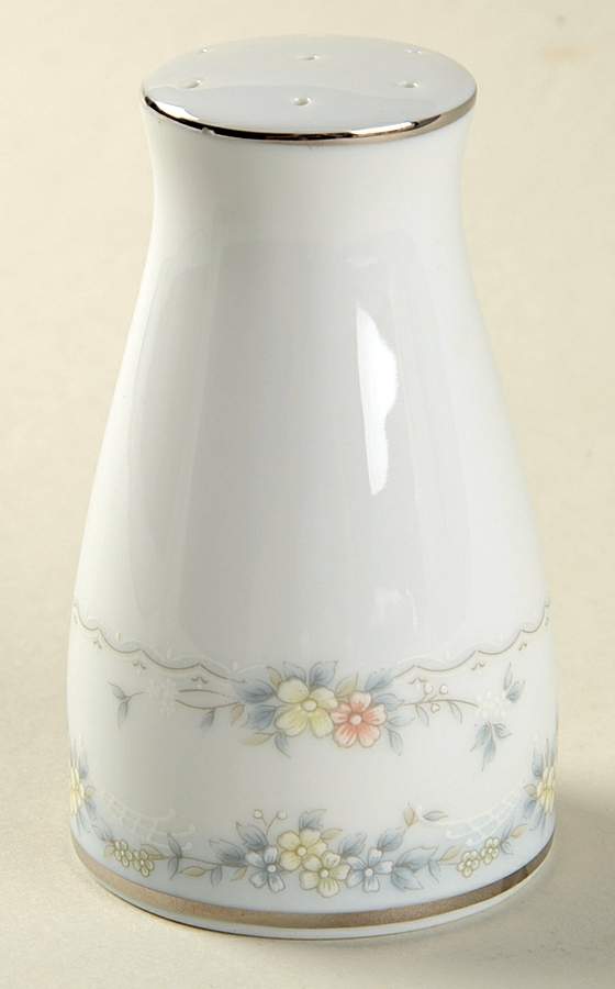 Fairfax Pepper Shaker by Noritake-1
