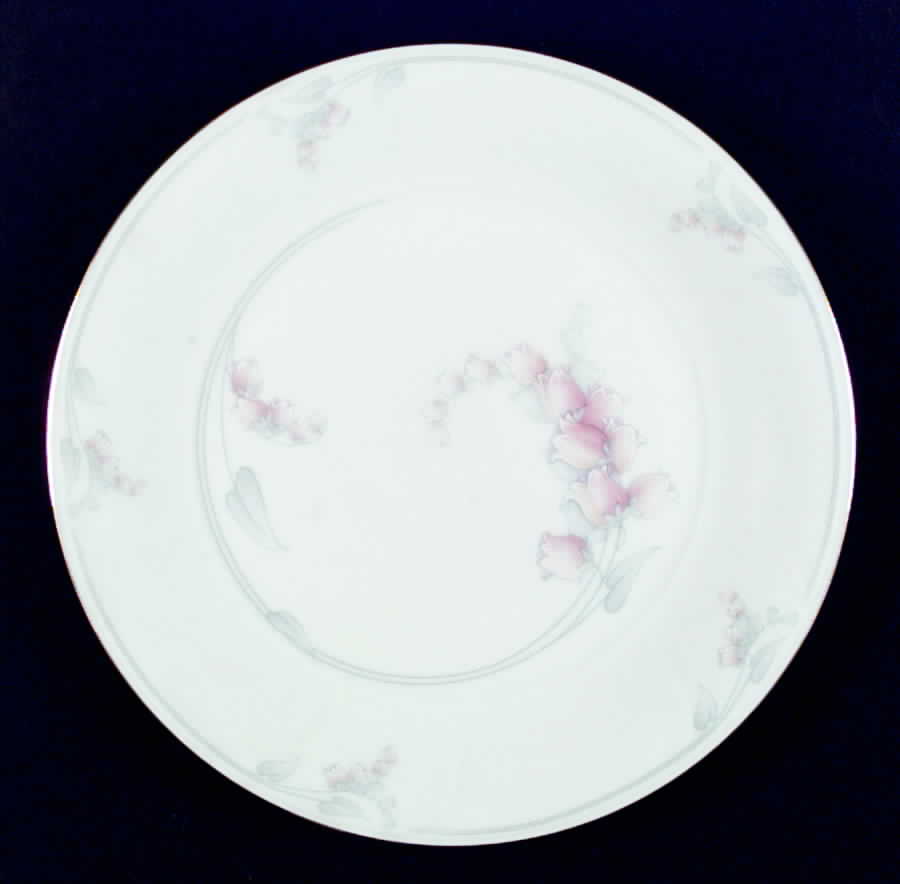 Fairburn Dinner Plate by Noritake-1
