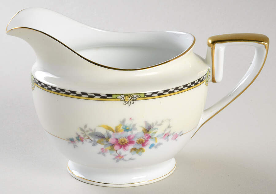 Fairfax Creamer by Noritake-1