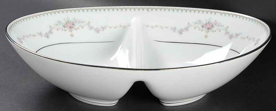 Fairmont (Platinum Trim) 10" Oval Divided Vegetable Bowl by Noritake-1