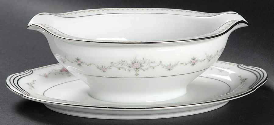 Fairmont (Platinum Trim) Gravy Boat with Attached Underplate by Noritake-1