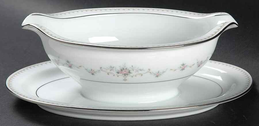 Fairmont (Platinum Trim) Gravy Boat with Attached Underplate by Noritake-1