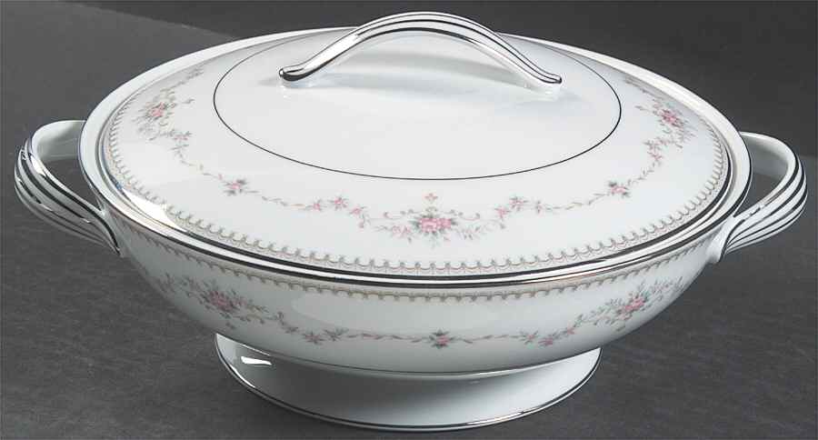 Fairmont (Platinum Trim) Round Covered Vegetable by Noritake-1