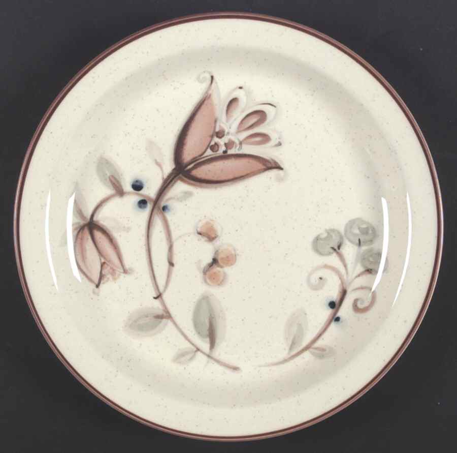 Fallriver Dinner Plate by Noritake-1