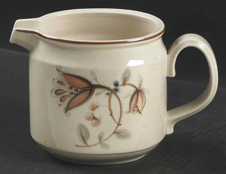 Fallriver 24 Oz Pitcher by Noritake-1
