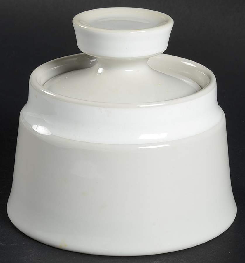 Fantasia Sugar Bowl & Lid by Noritake-1
