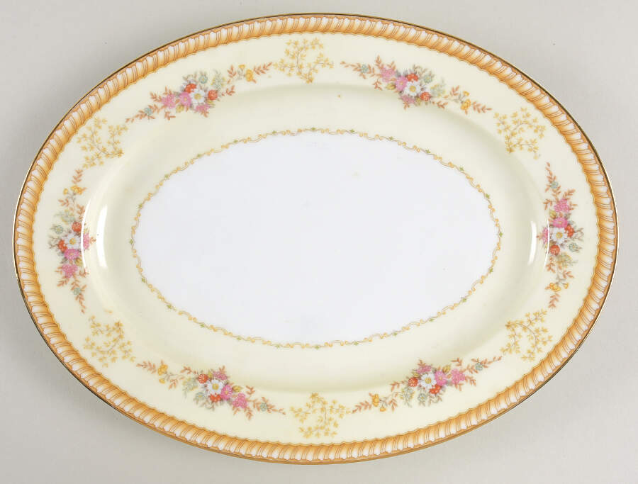Farney 11" Oval Serving Platter by Noritake-1