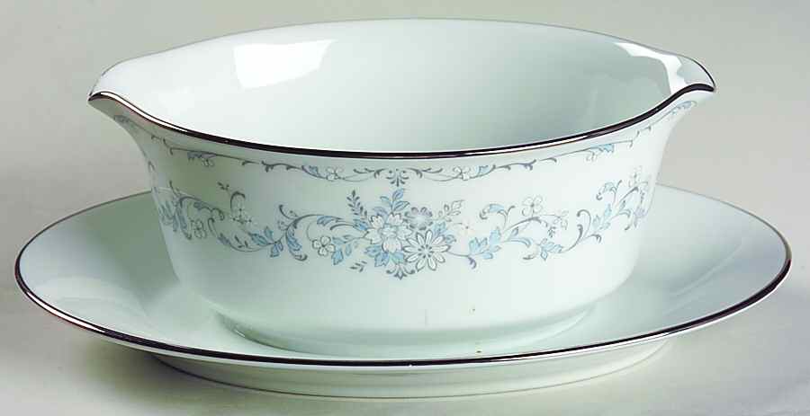 Fascination Gravy Boat with Attached Underplate by Noritake-1