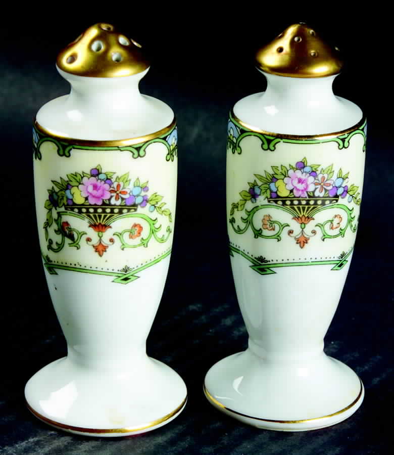 Favorita Salt & Pepper Set by Noritake-1
