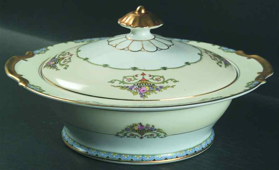 Favorita Round Covered Vegetable by Noritake-1