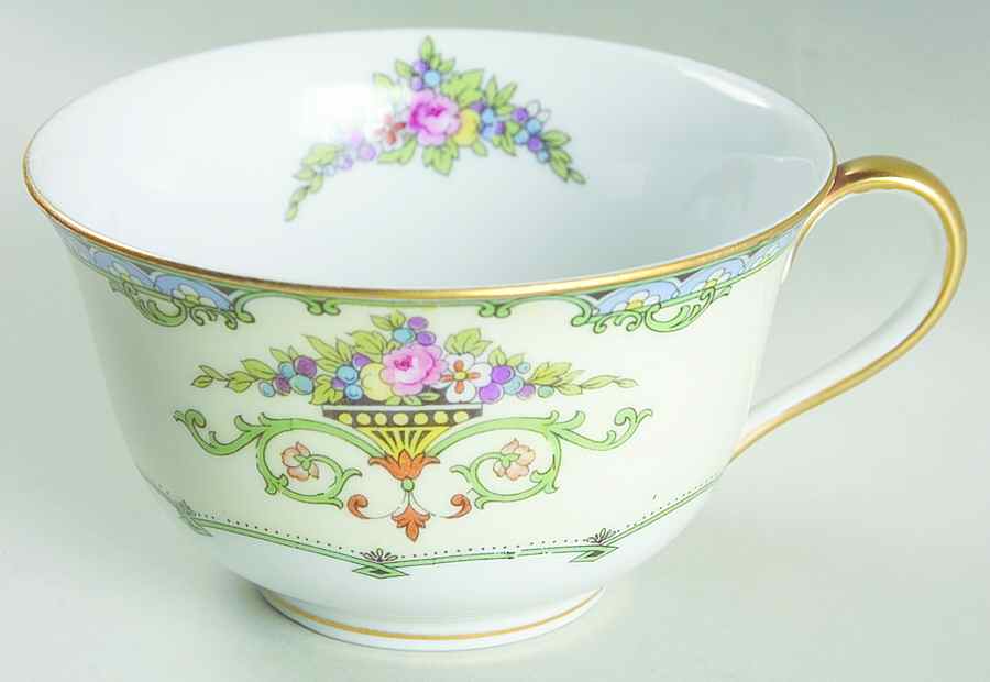 Favorita Oversized Cup by Noritake-1