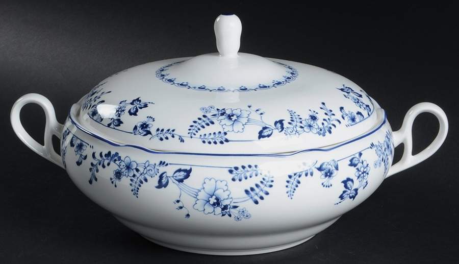 Fair Wind Round Covered Vegetable by Noritake-1