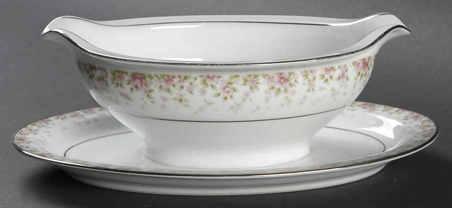 Faye Gravy Boat with Attached Underplate by Noritake-1