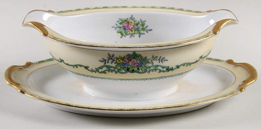 Felicia Gravy Boat with Attached Underplate by Noritake-1