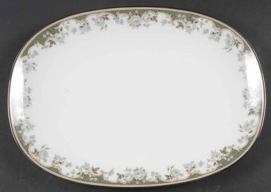 Fellicia 11" Oval Serving Platter by Noritake-1