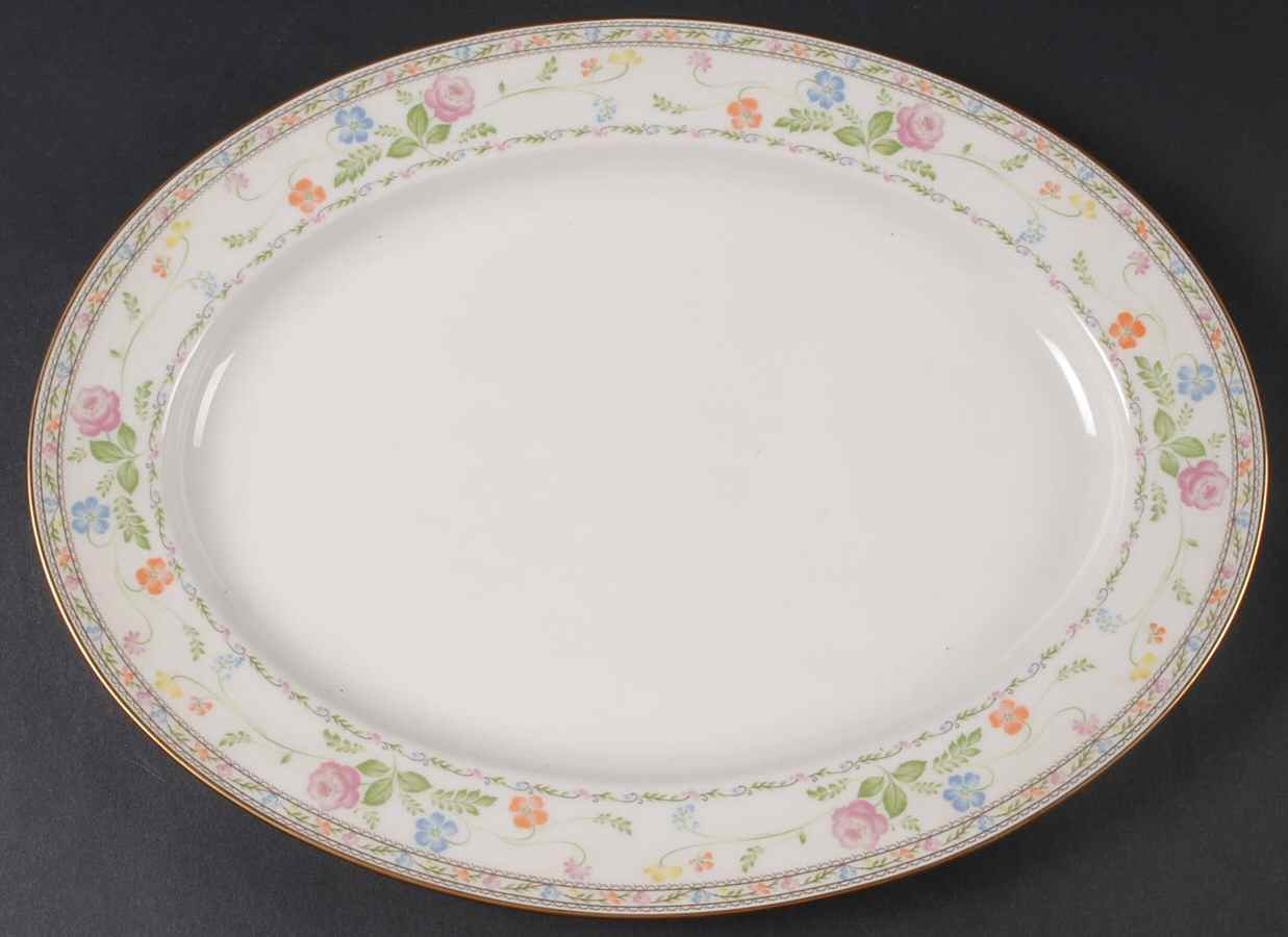 Finale 13" Oval Serving Platter by Noritake-1