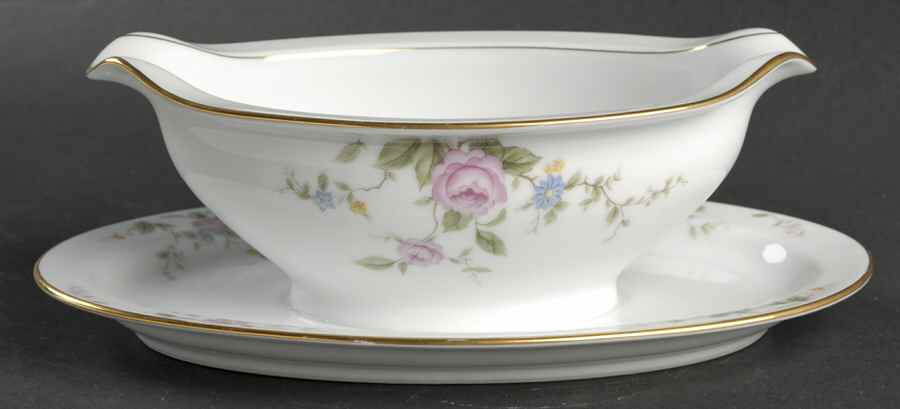 Firenze Gravy Boat with Attached Underplate by Noritake-1