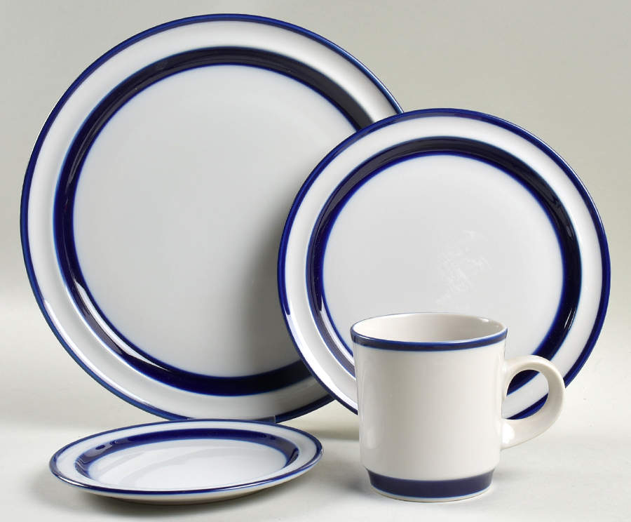 Fjord 4 Piece Place Setting by Noritake-1
