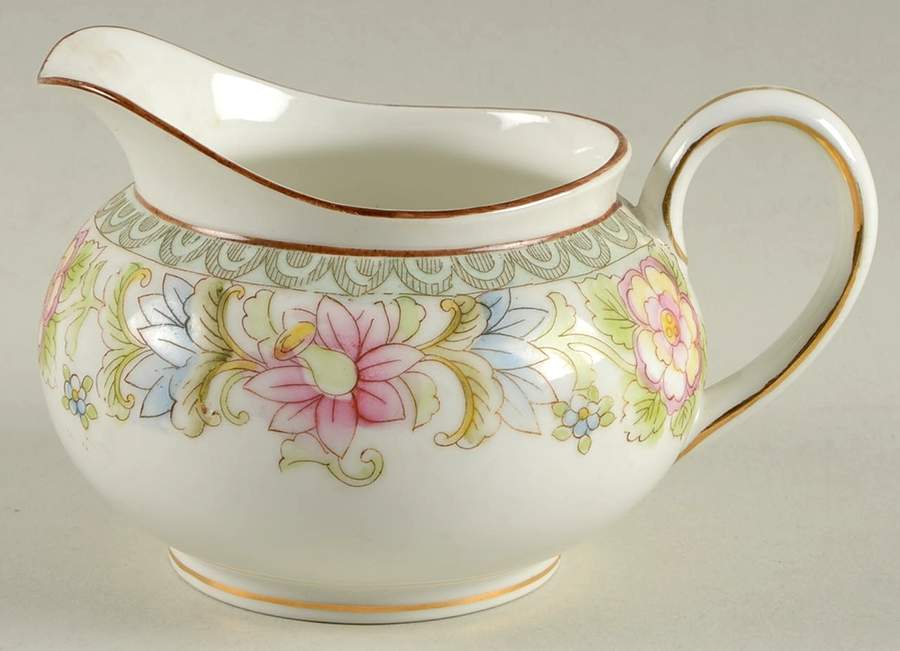 The Flamengo Creamer by Noritake-1
