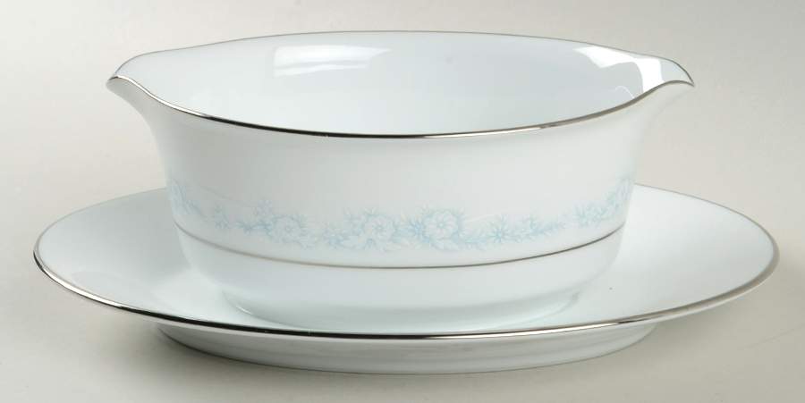 Fleurette Gravy Boat with Attached Underplate by Noritake-1