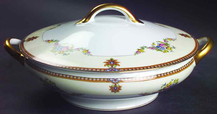 Fleurette Round Covered Vegetable by Noritake-1