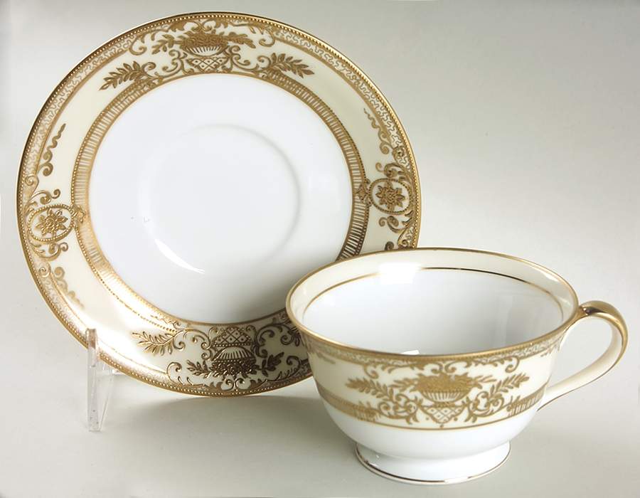 Fleurgold Footed Cup & Saucer Set by Noritake-1